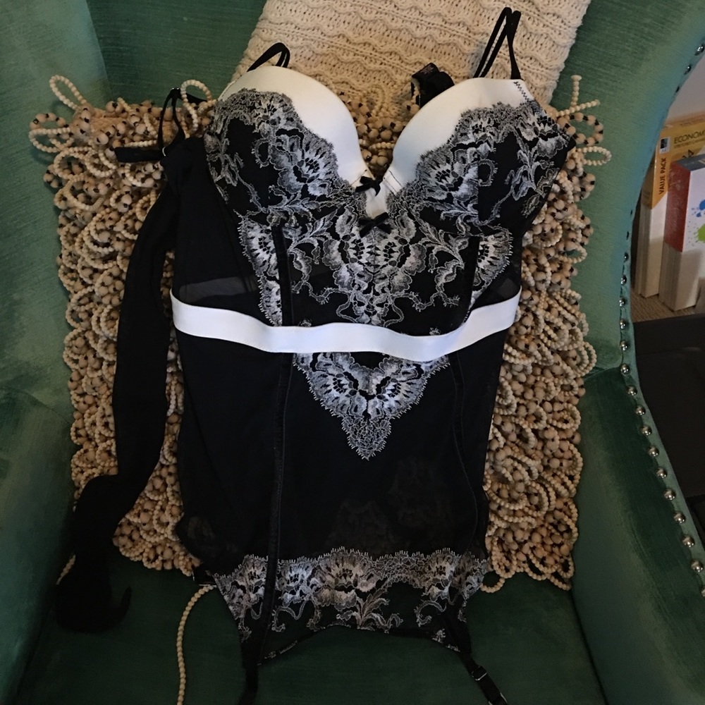 Victoria’s secret black and white lingerie