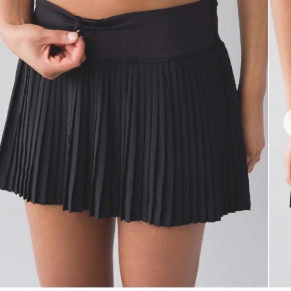 lululemon black Pleat to Street skirt