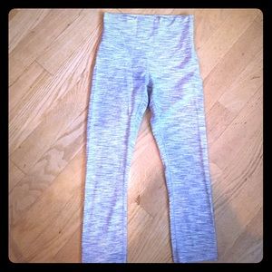 Lululemon high rise crop