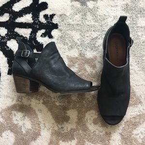 🔥HOST PICK🔥Lucky Booties with open toe