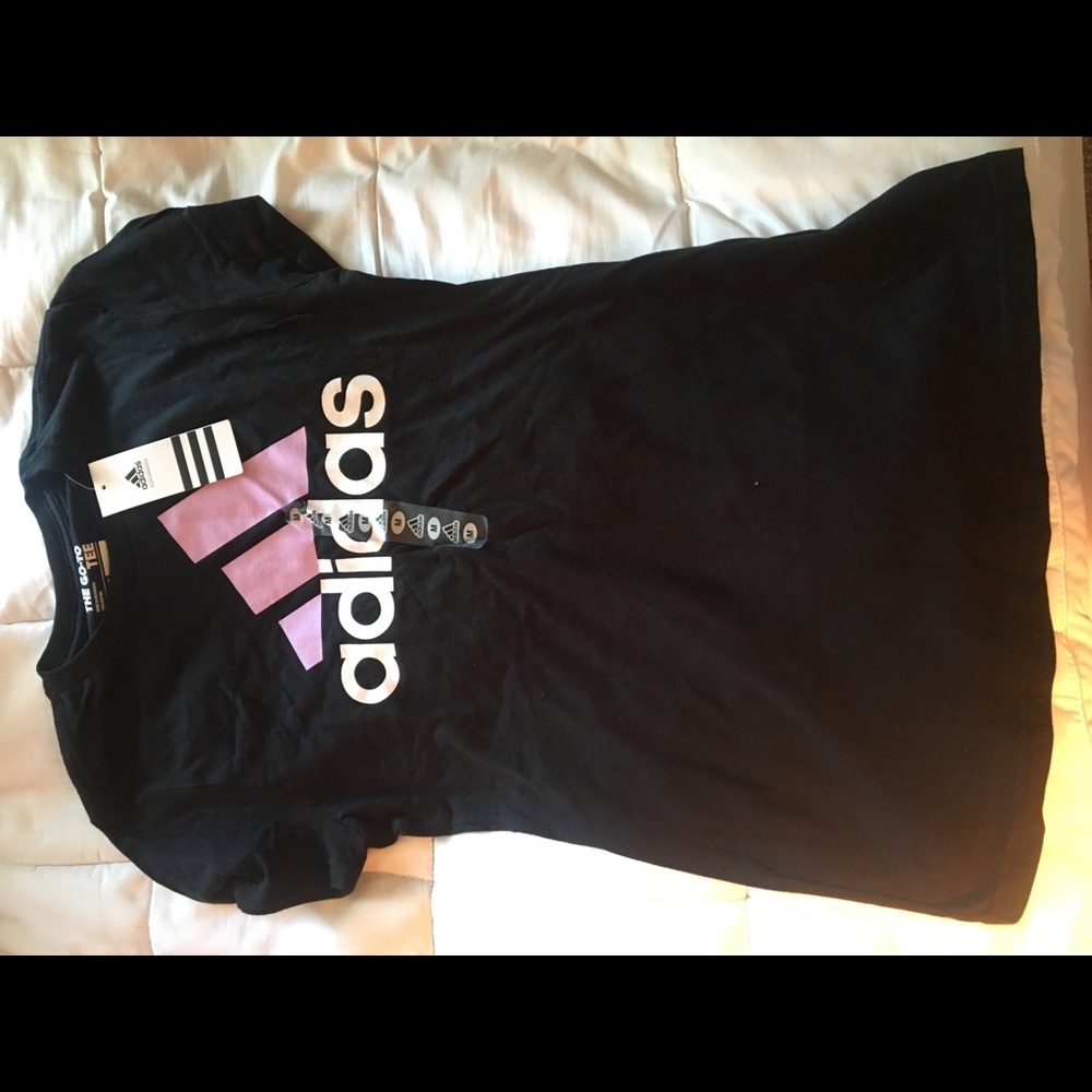 Adidas T-shirt