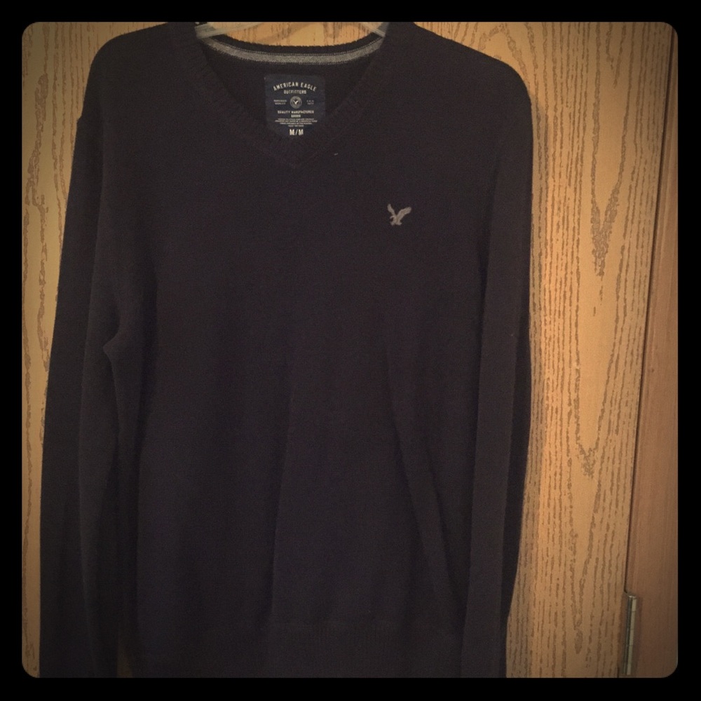 American eagle V-Neck sweater