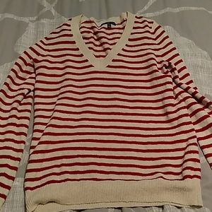 GAP v neck sweater size large