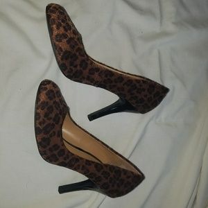 Leopard heels
