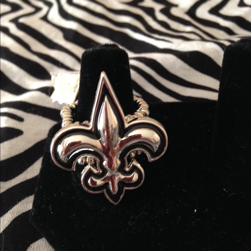 Fleur Di Lis Ring PRICE DROP 50%
