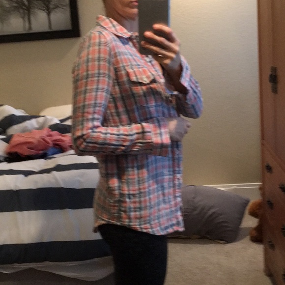 Treasure & Bond Plaid flannels - Picture 4 of 7