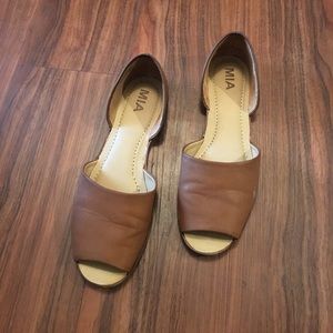 Tan leather sandals