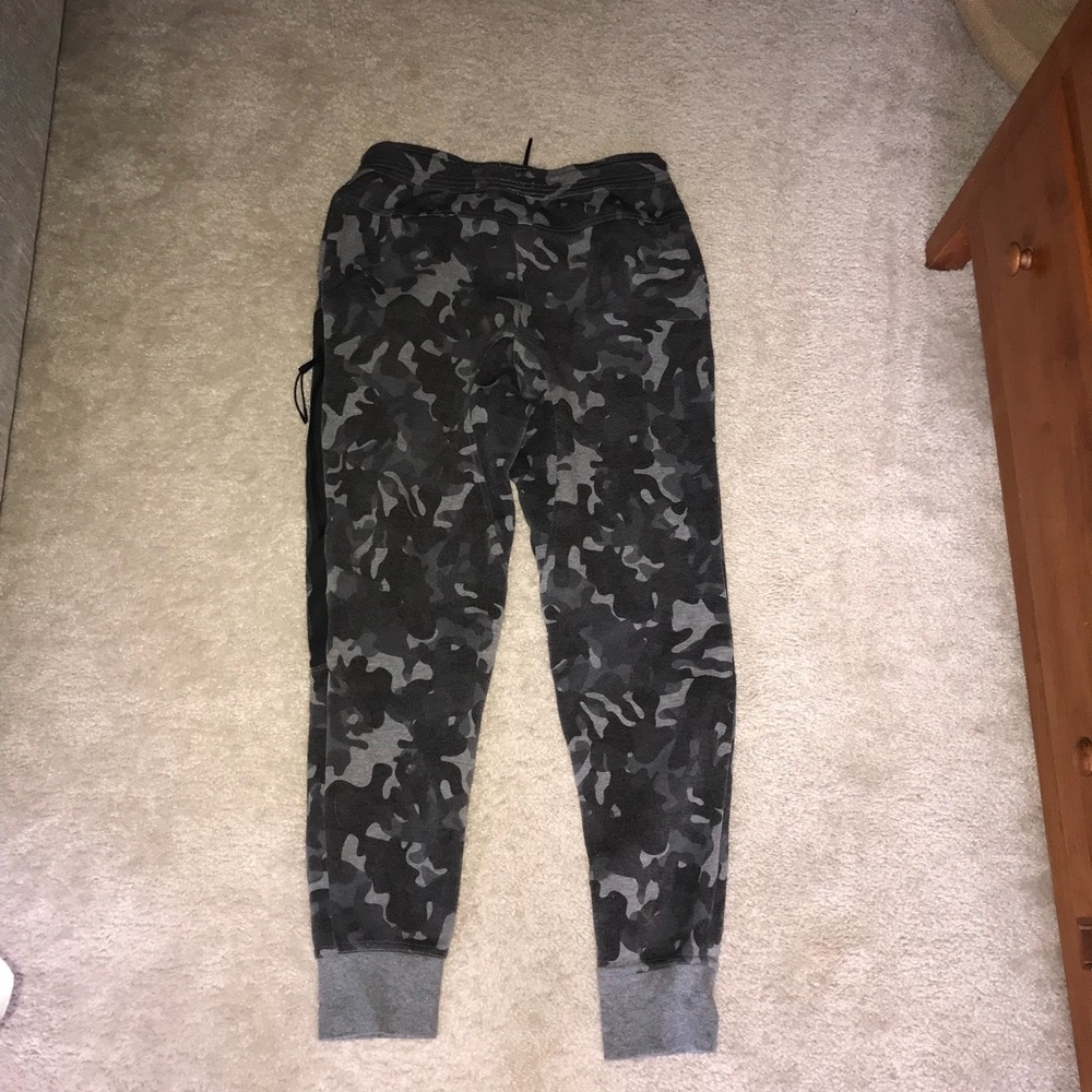 Nike camp sweatpants joggers.
