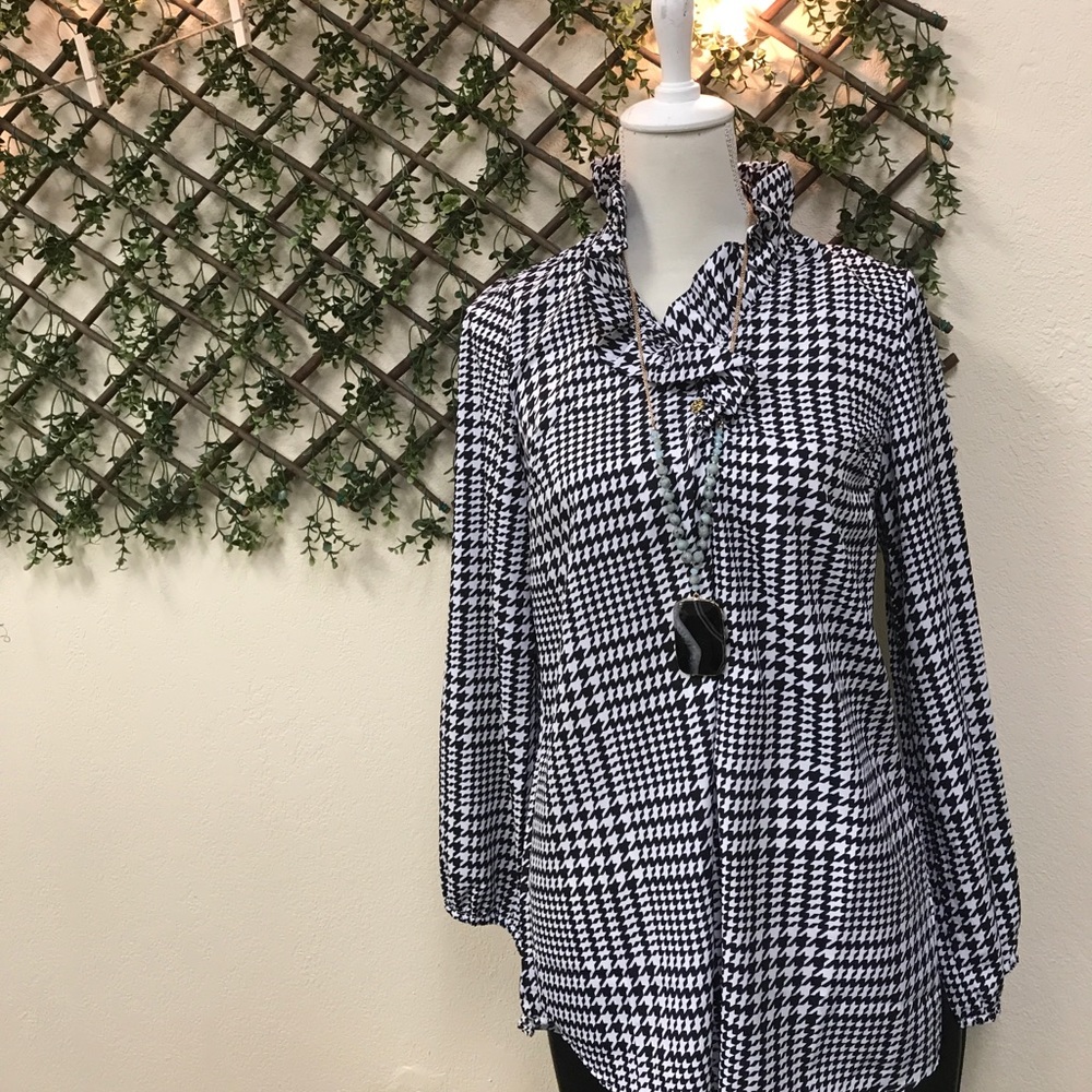 Ruffle Houndstooth Tunic