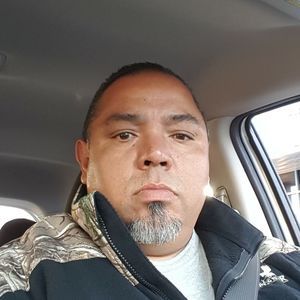 Meet your Posher, Carlos