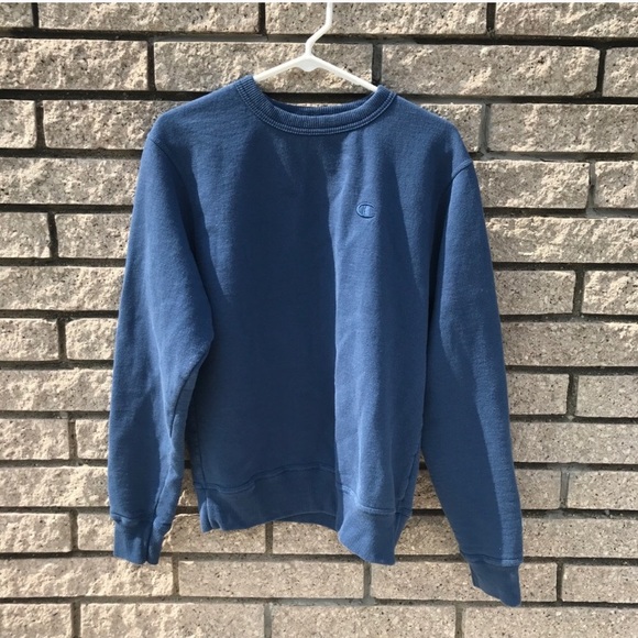 Urban Outfitters Sweaters - Vintage champion crewneck!