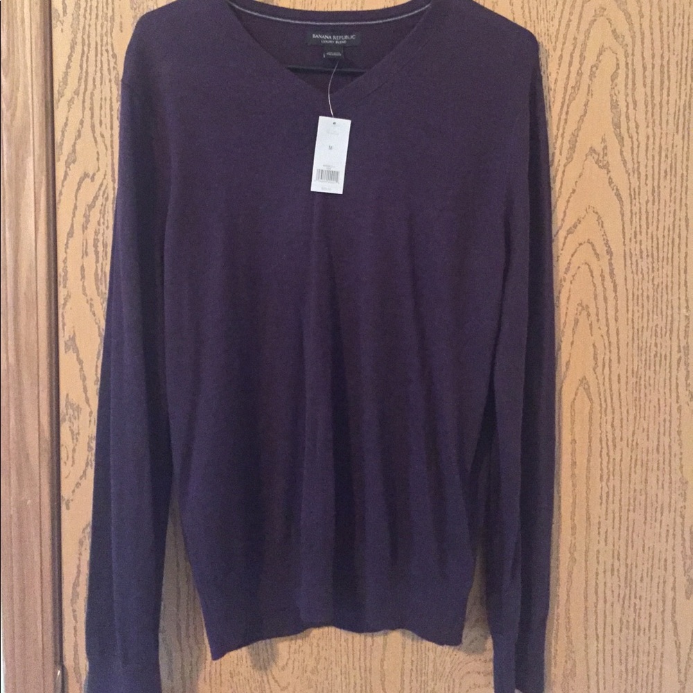 Banana republic V-neck