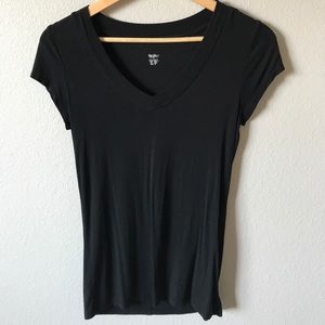 Black fitted V-neck