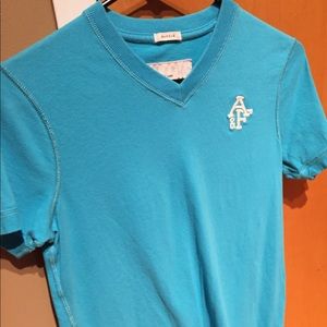 Abercrombie & Fitch - Men’s Small - V Neck