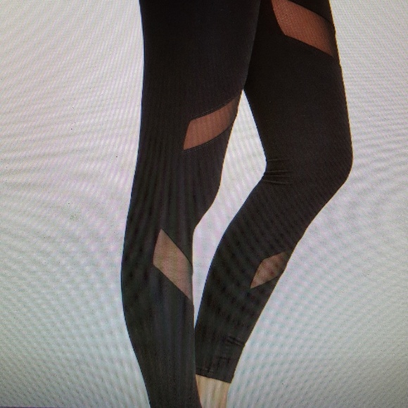 GONE!😎BLACK LEGGINGS W/ SHEER INSERTS😎 - Picture 3 of 3