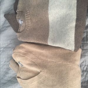 Lot of 2 Uniqlo Medium Sweaters Tan Brown