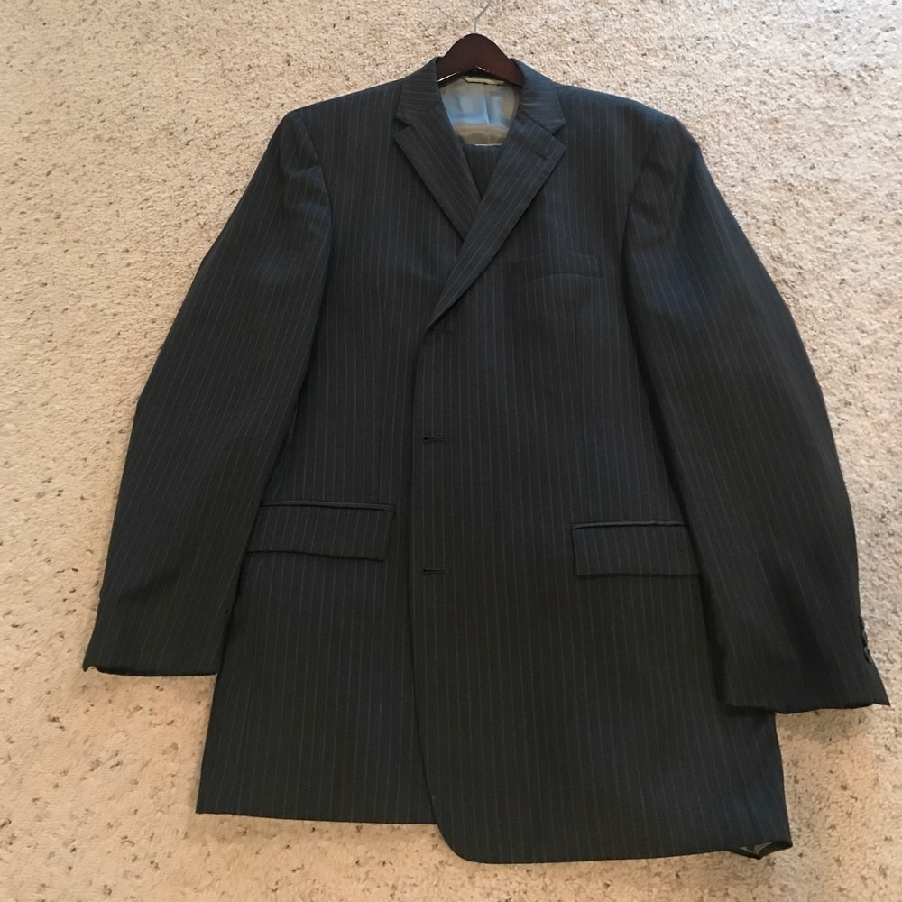 Men’s Suit