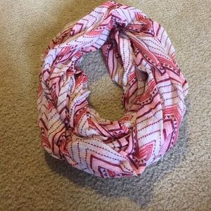 Infinity scarf