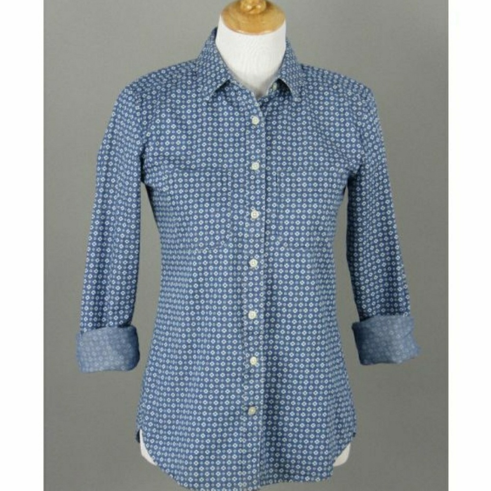 Ann taylor loft blue and white floral dress shirt