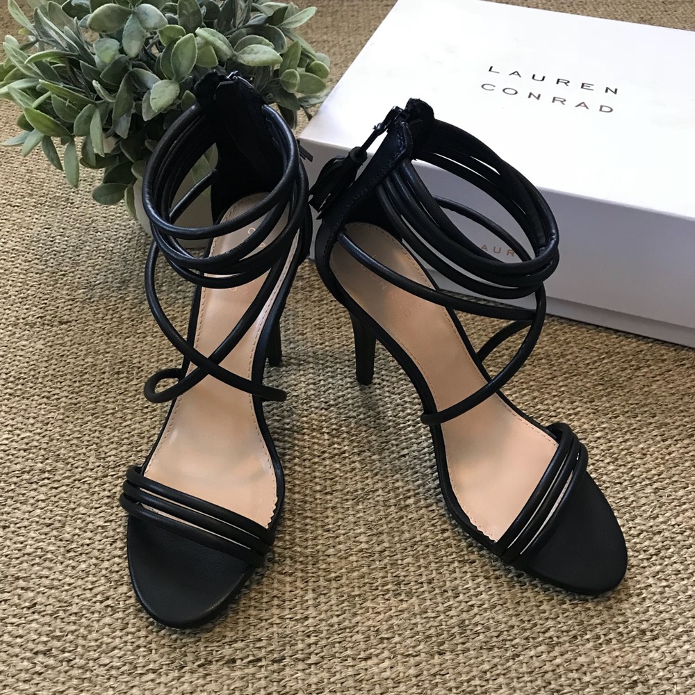 💥New💥 Lauren Conrad LC Strappy Black Heels - Picture 1 of 7