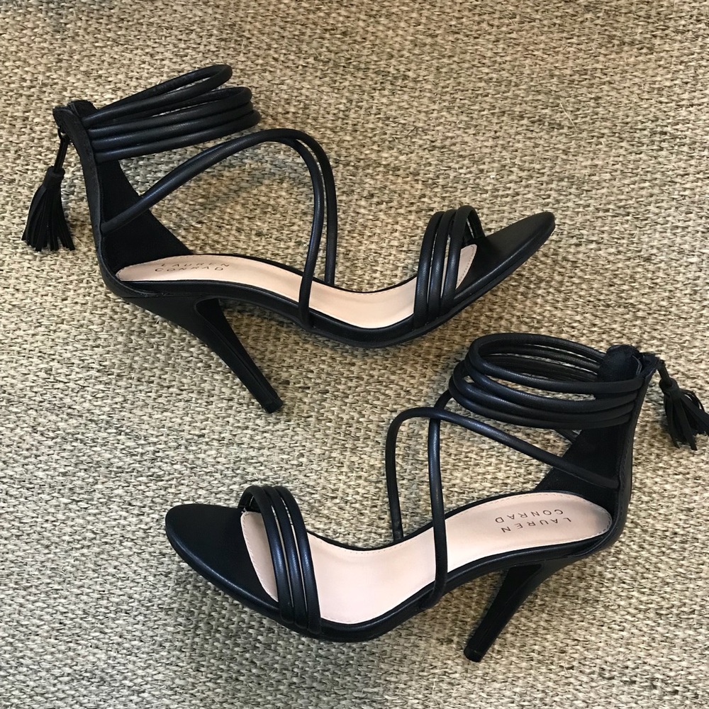 💥New💥 Lauren Conrad LC Strappy Black Heels - Picture 2 of 7