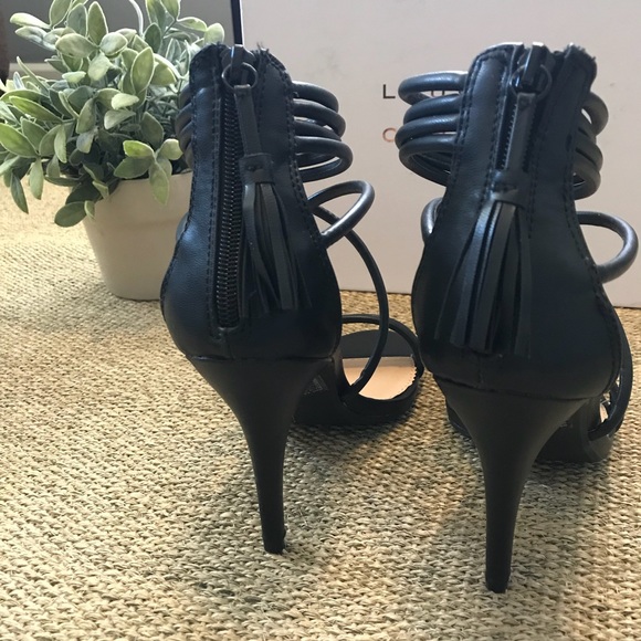 💥New💥 Lauren Conrad LC Strappy Black Heels - Picture 4 of 7