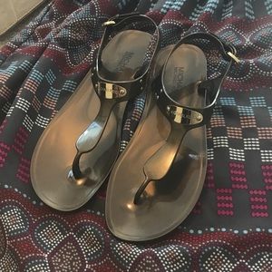 MICHAEL KORS Jelly Sandals in Bronze