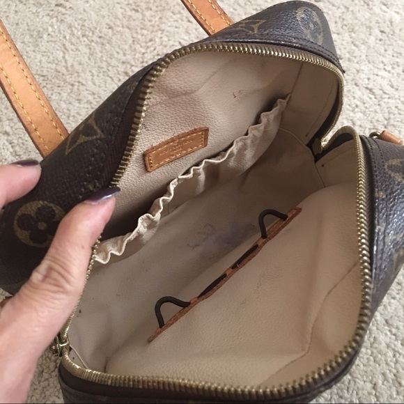 Authentic Louis Vuitton Monogram Spontini - Picture 3 of 4