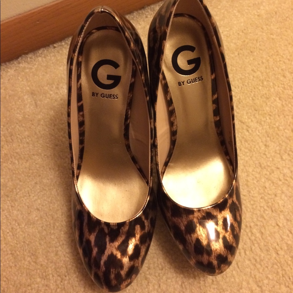 Leopard Print High Heel Shoes.