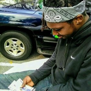 Meet your Posher, Josiah