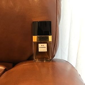 Chanel No 5