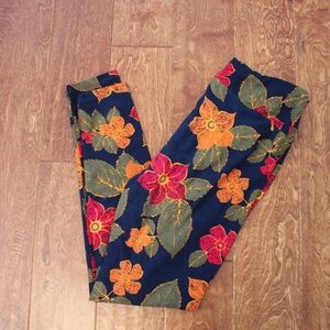 TC LULAROE LEGGINGS