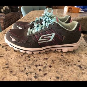 Sketchers Gel Mat Sneakers
