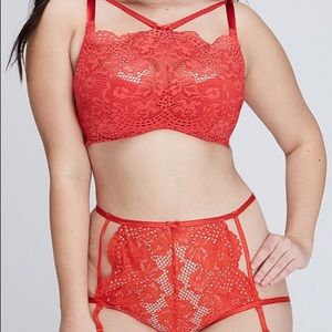High neck lightly light balconette bra