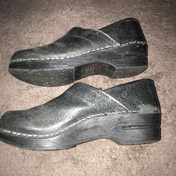 Sanita Clogs Size 38 - Picture 3 of 5