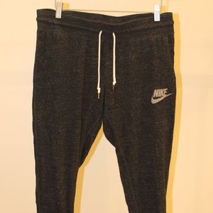 Nike Crop Sweats