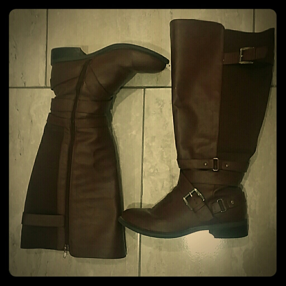 Torrid boots size 8W