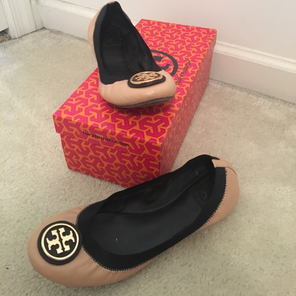 🎉HP 🎉Tory Butch Flats