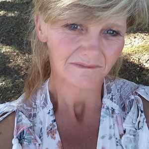 Meet your Posher, Delores