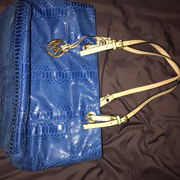 2016 Michael Kors Purse authentic - Picture 1 of 3