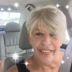 Meet your Posher, Stacey