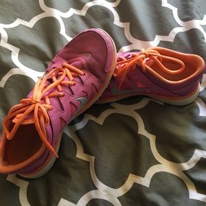 Running Shoes