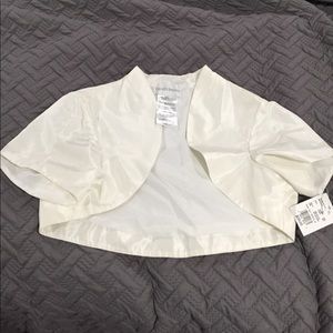 David’s Bridal Short Sleeve Taffeta