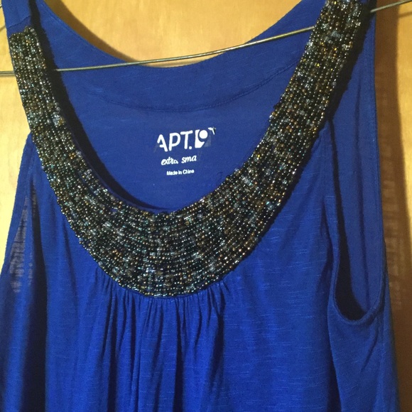 Tank top - Picture 2 of 3