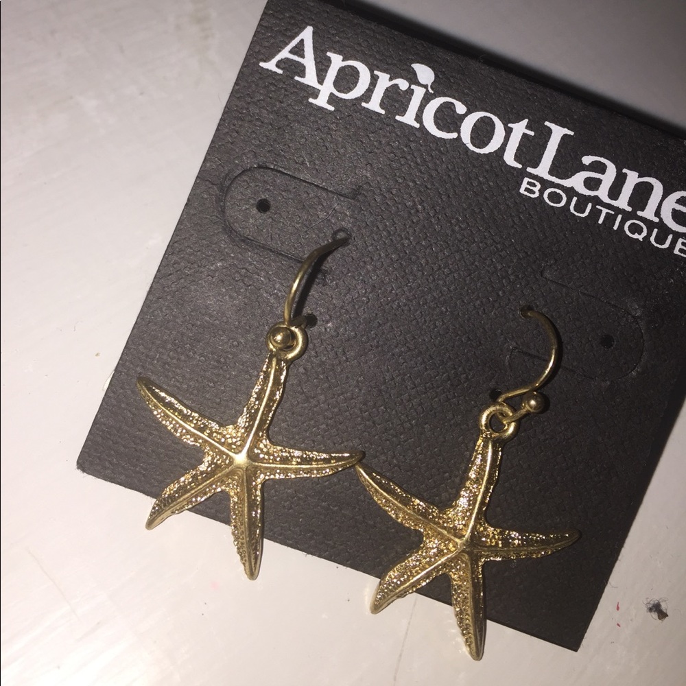 gold starfish dangle earrings from Apricot Lane