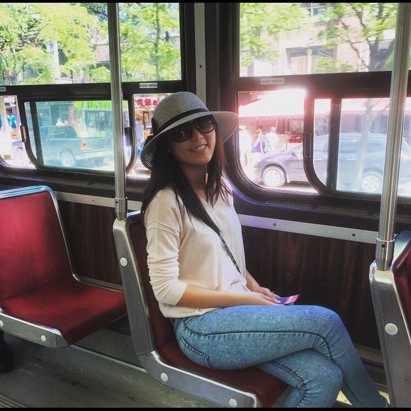 Zara Knit Sweater - Picture 2 of 3