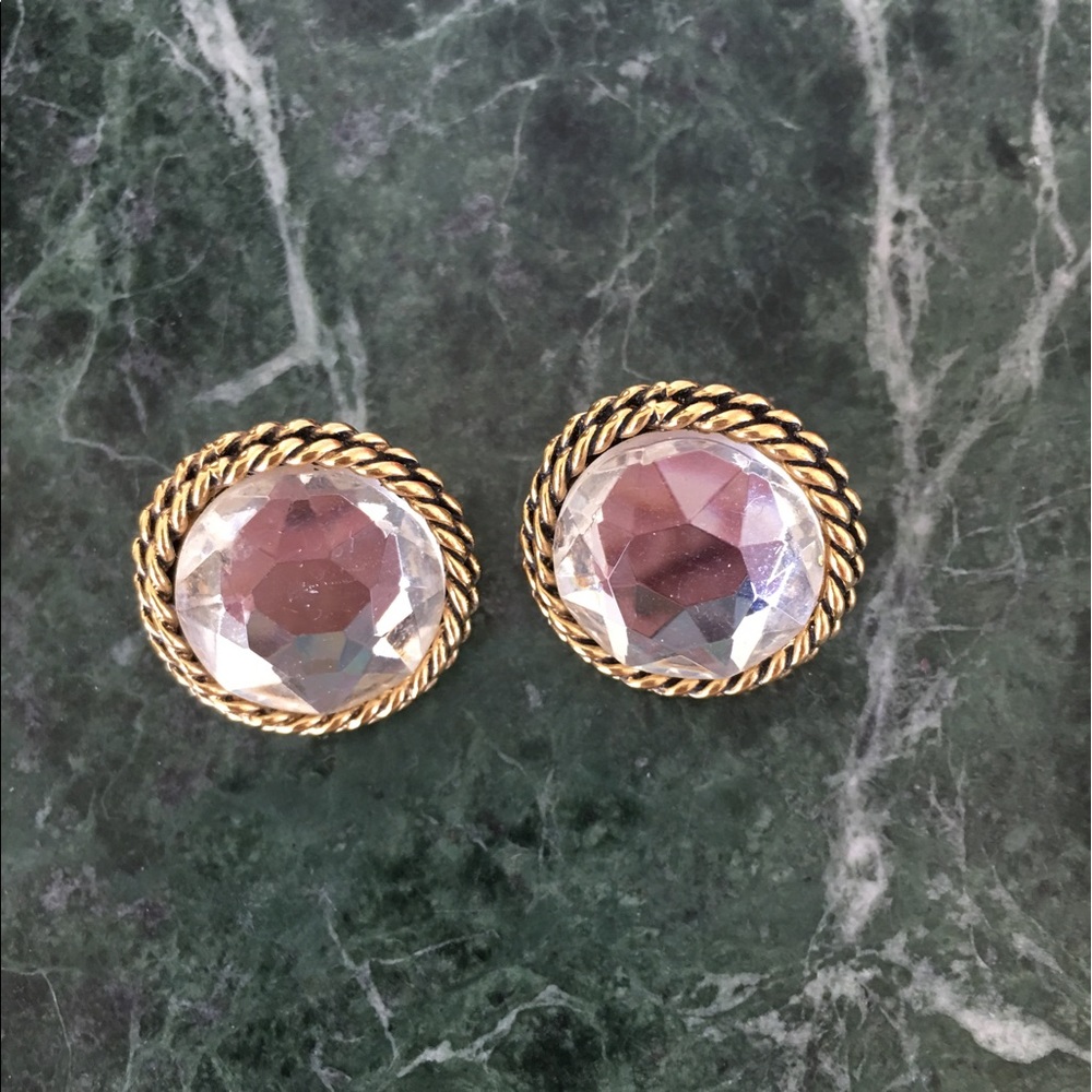 Earrings - clip-on vintage, faceted crystal/gold 1" dia.  Beauties.