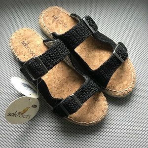 NWT Sakroots Black Mandy Sandals Size 7