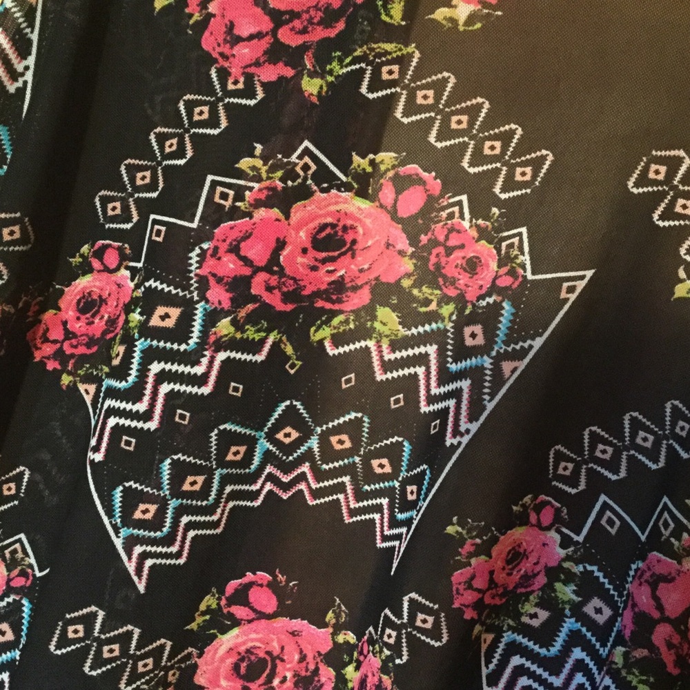 Kimono - Picture 2 of 3