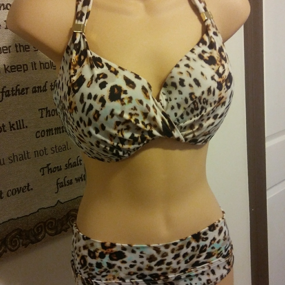 Victoria Secret Uplifting Bathing Suit 38DD